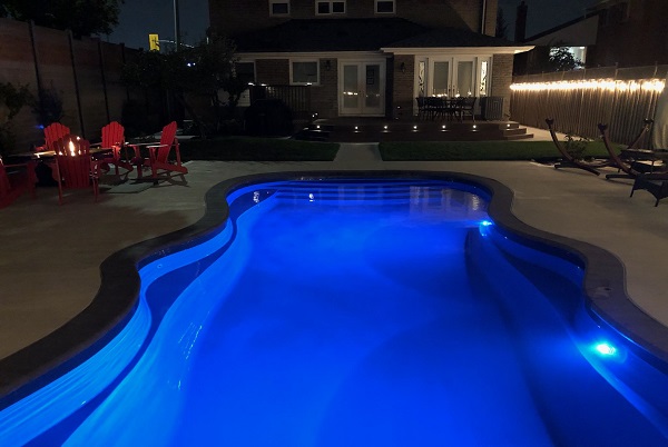 Coral Sea Fiberglass Pool